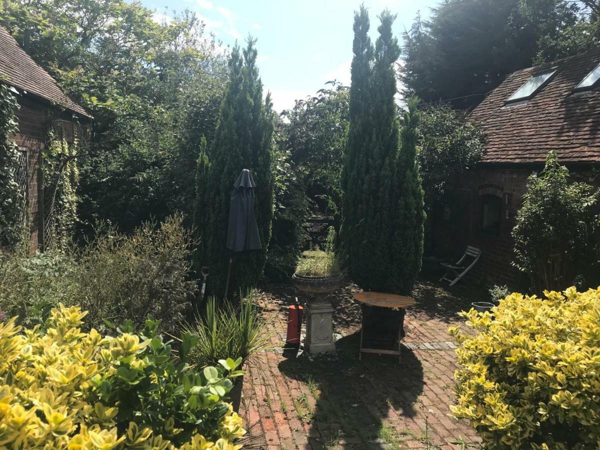 Pet Friendly Dairy Country house Solihull